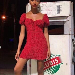 Realisation Par The venus in red squiggle